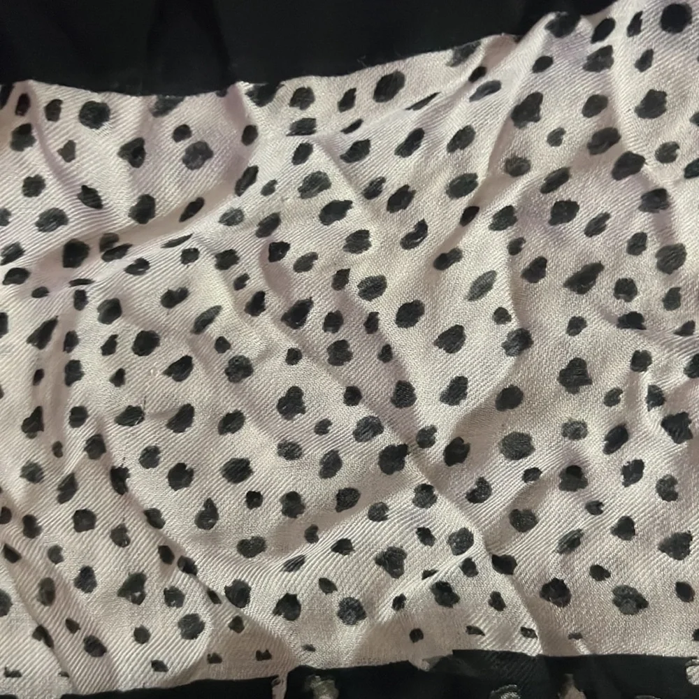 Scarf - Picture 3 of 7